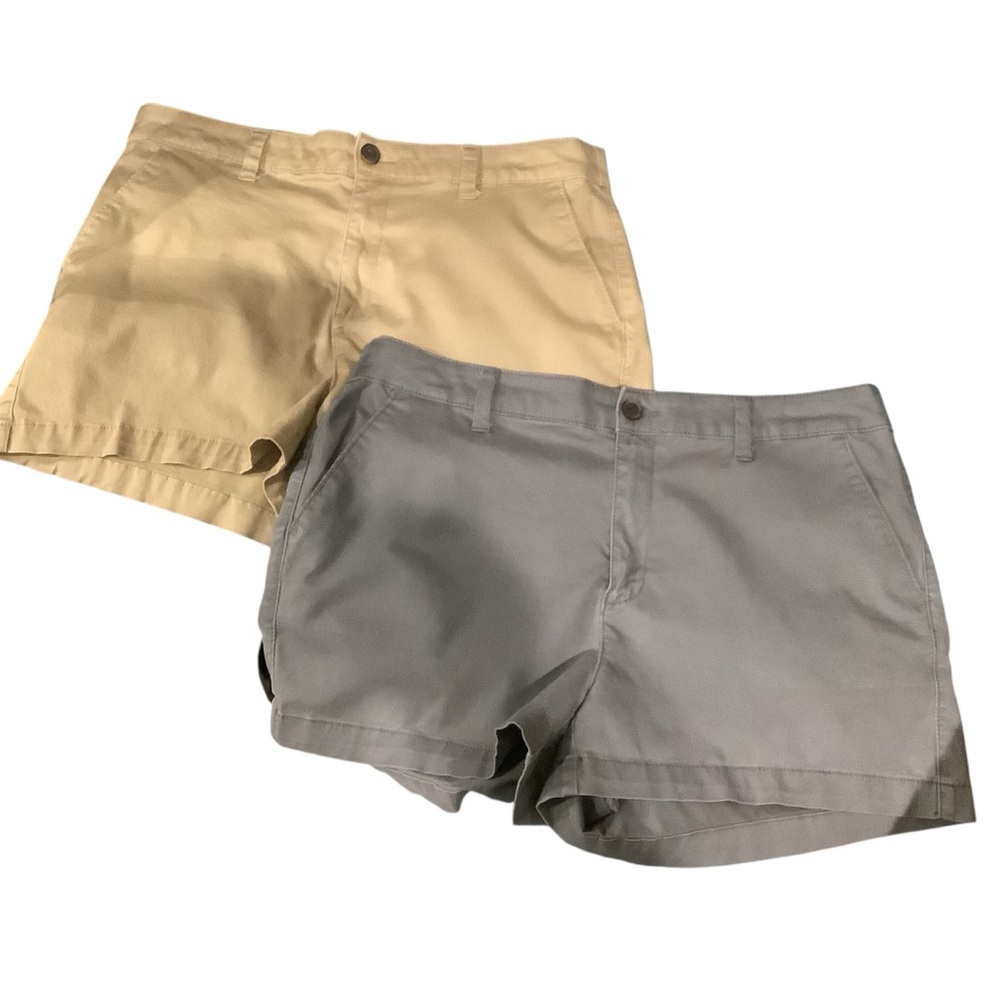 a new day Bundle of 2 Women's Tan and Gray Cargo Shorts WORN ONCE - Picture 5 of 16